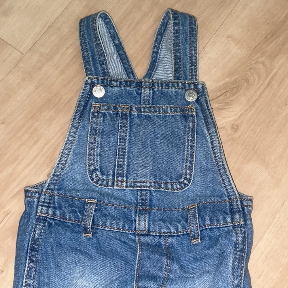 Old Navy Printed Overall Baby Romper